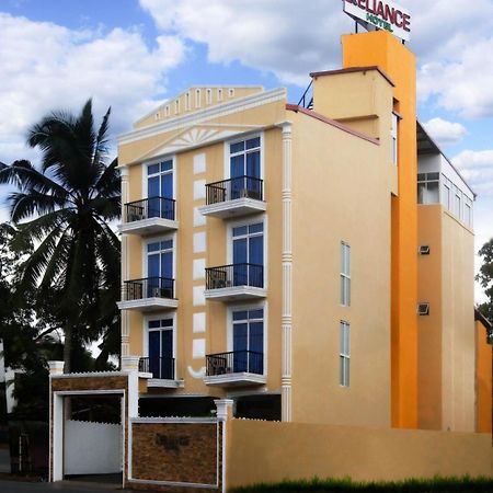 Reliance Hotel Boralesgamuwa Εξωτερικό φωτογραφία