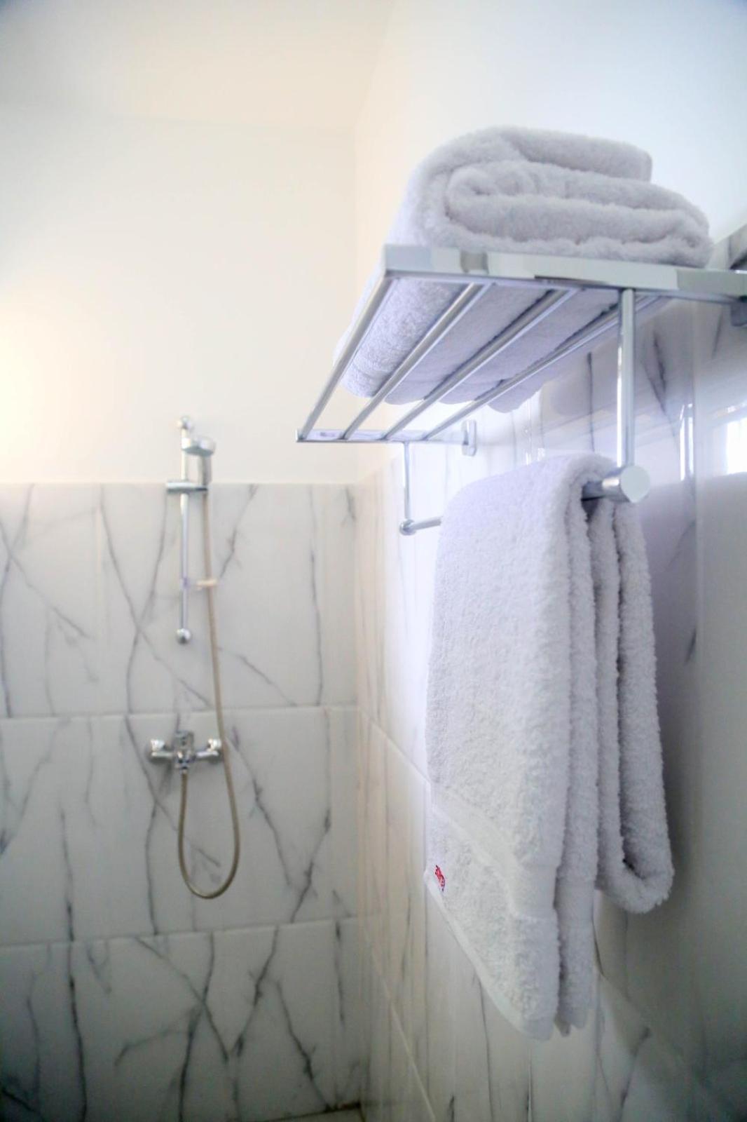 Reliance Hotel Boralesgamuwa Εξωτερικό φωτογραφία