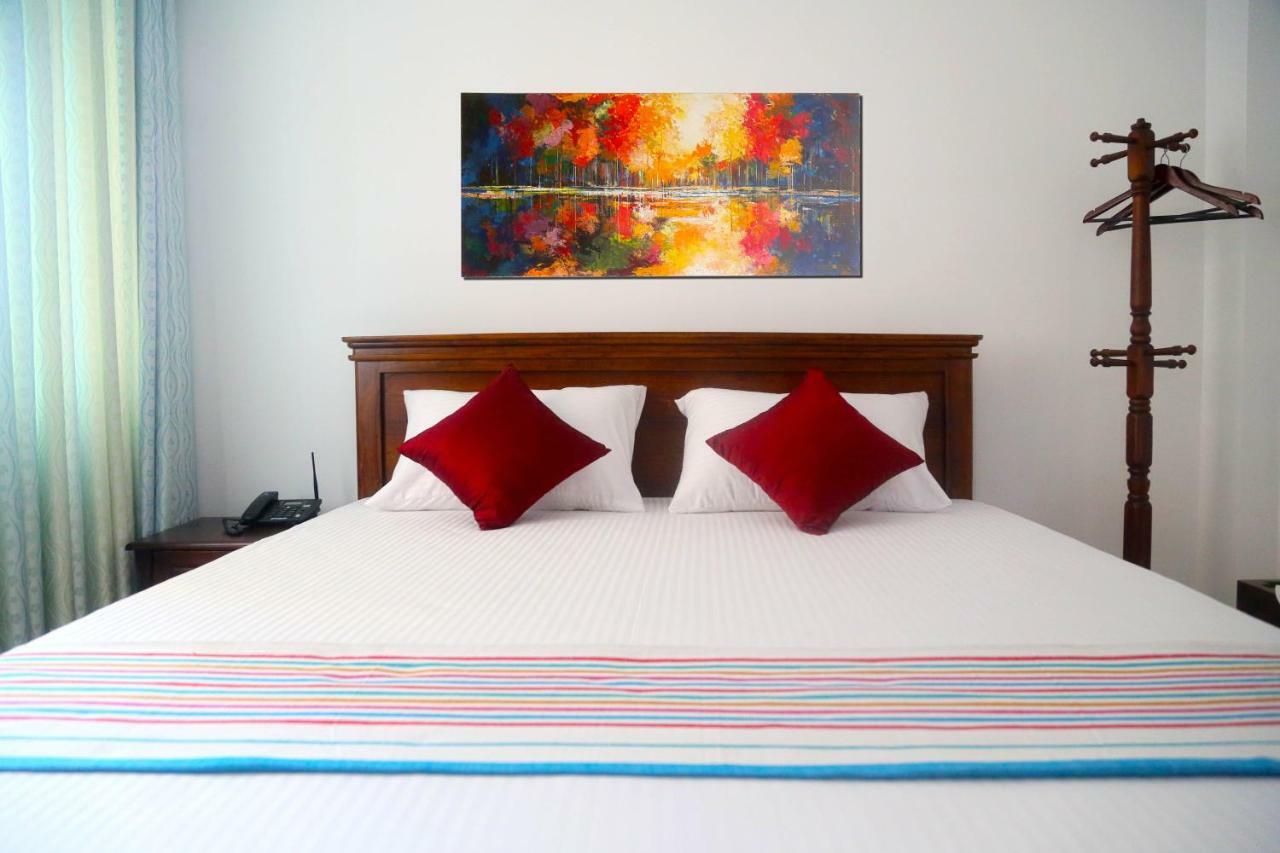 Reliance Hotel Boralesgamuwa Εξωτερικό φωτογραφία