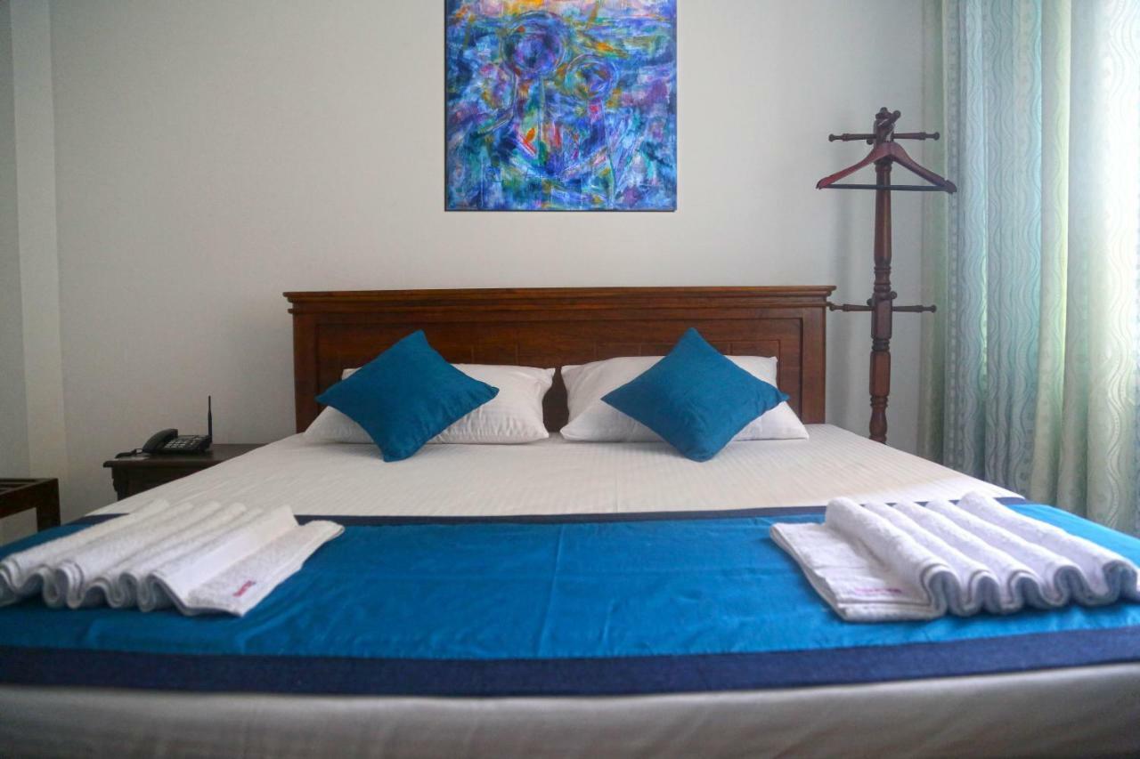 Reliance Hotel Boralesgamuwa Εξωτερικό φωτογραφία